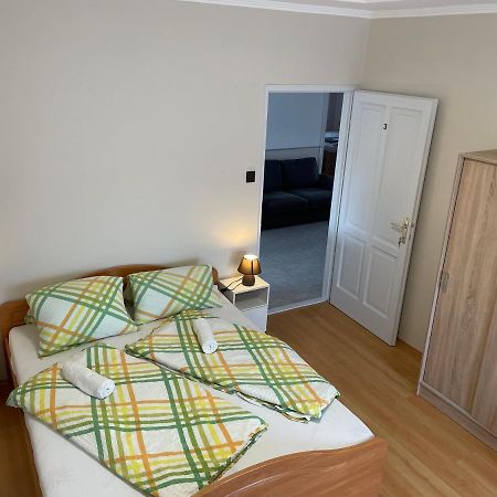 Pingvin Cukraszda Apartman Felso Szint Balatonmáriafürdő المظهر الخارجي الصورة