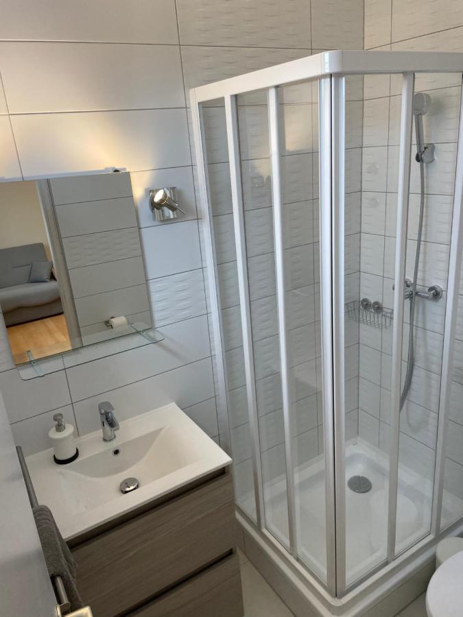 Pingvin Cukraszda Apartman Felso Szint Balatonmáriafürdő المظهر الخارجي الصورة